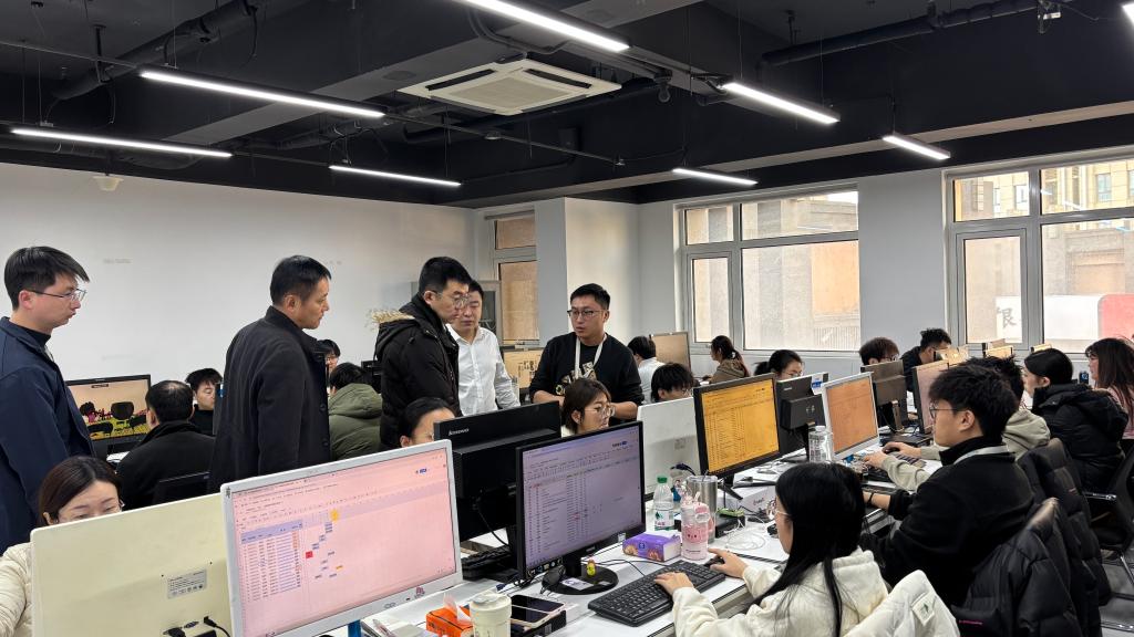 智啟未來，院企共融 人工智能學(xué)院院長(zhǎng)牛翔一行赴網(wǎng)絡(luò)科技研發(fā)企業(yè)調(diào)研